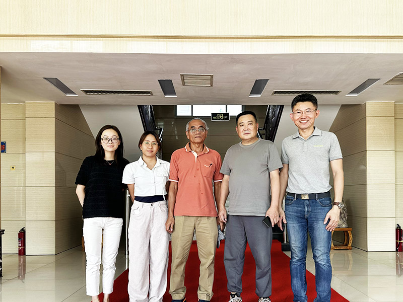 翻板小优短视频app下载.jpg
